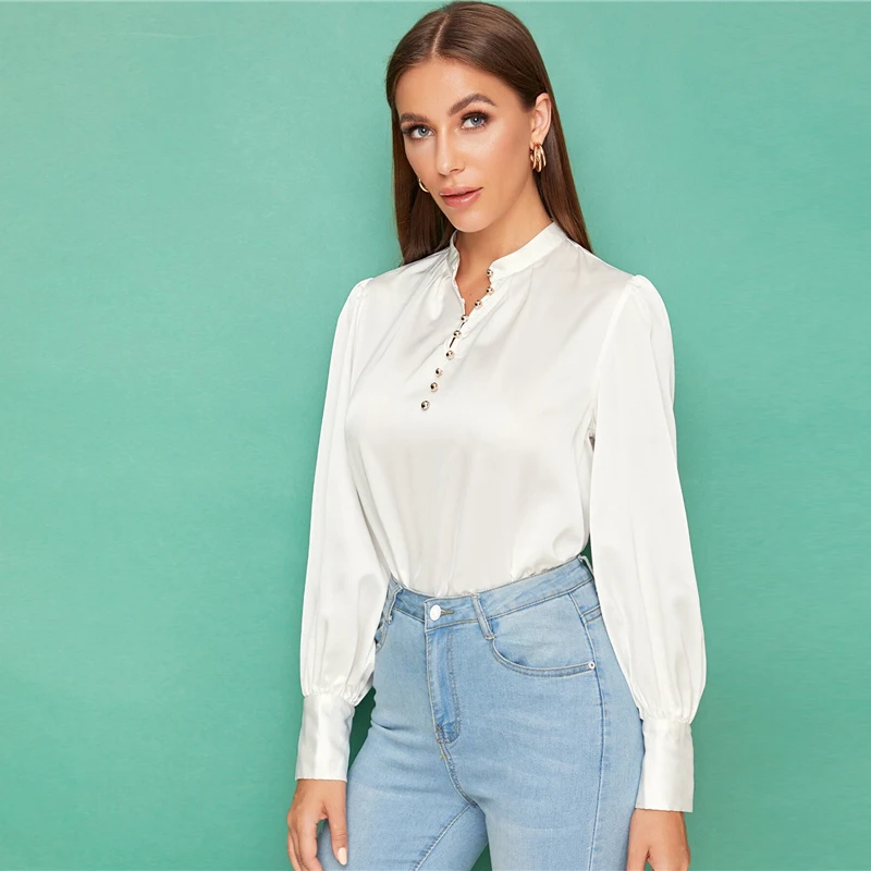 SHEIN белый пуговицы спереди Фонари рукав Атласный топ монотонная блузка Для женщин сезон осень, со стоячим воротником женские офисные элегантная абайя блузки