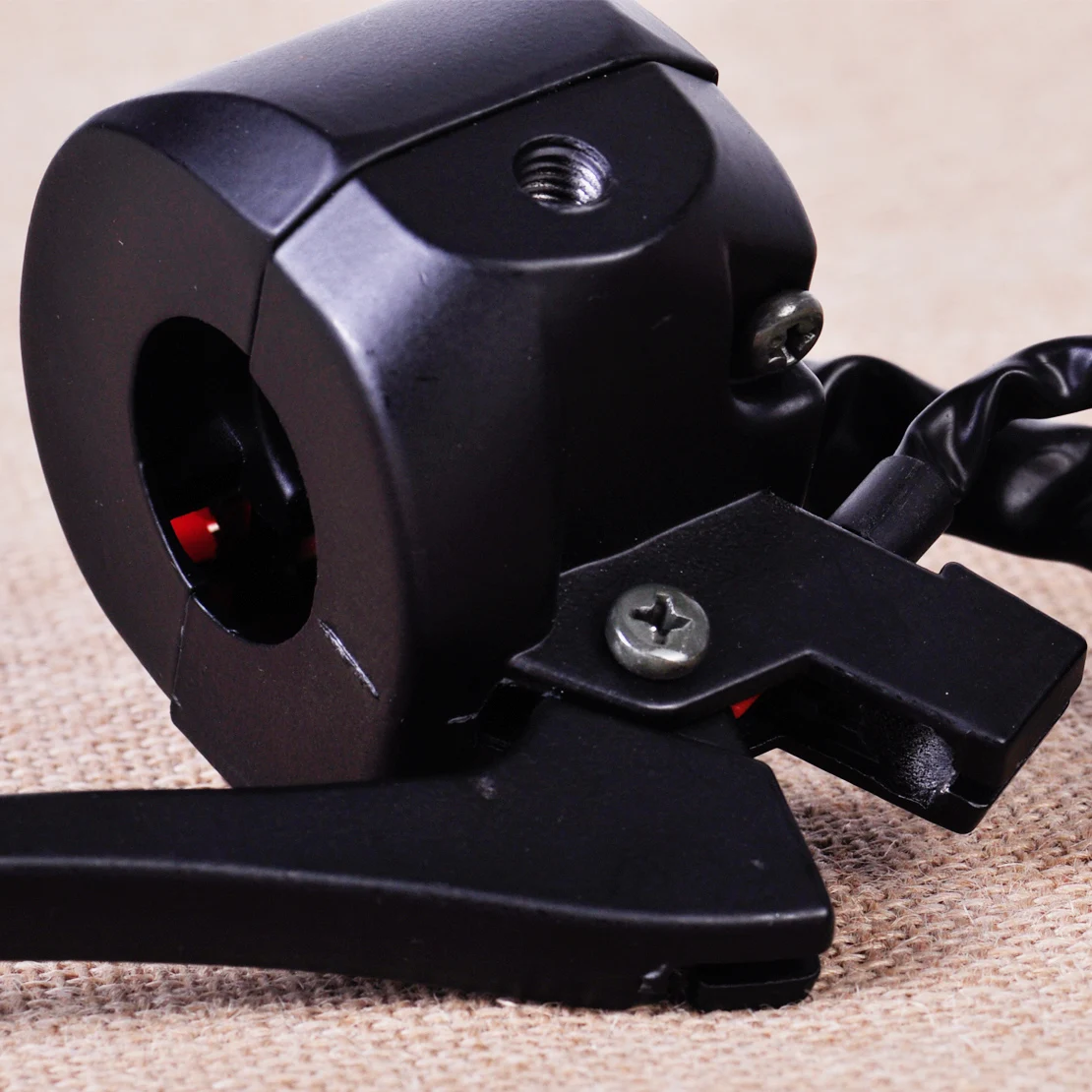 aeProduct.getSubject()