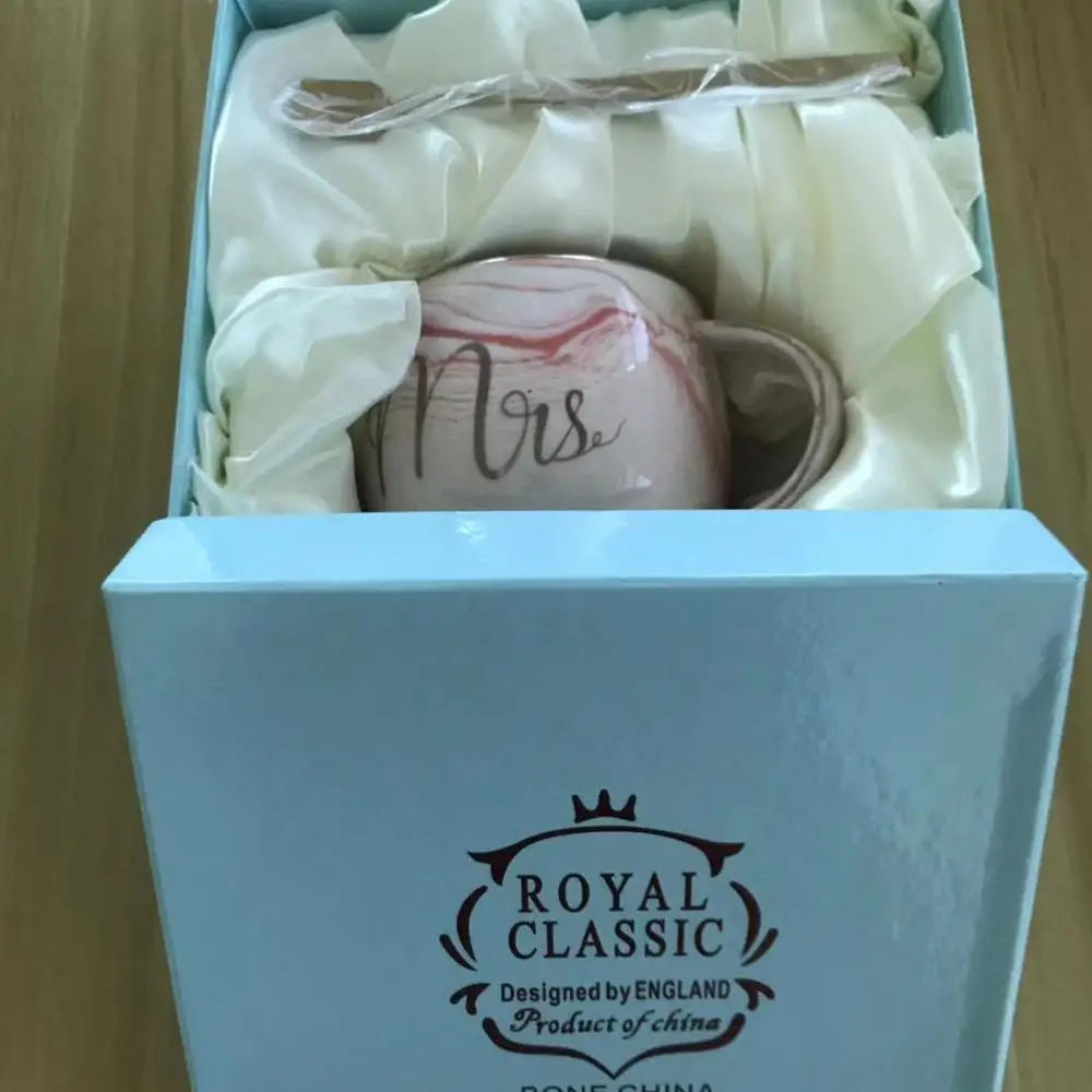 Pink Golden Line Модная фарфоровая посуда для напитков мраморная кофейная кружка молочный чай Милая чашка с золотой ложкой Золотая линия ручка Подарочная коробка для мяча день рождения - Цвет: Pink Golden Line