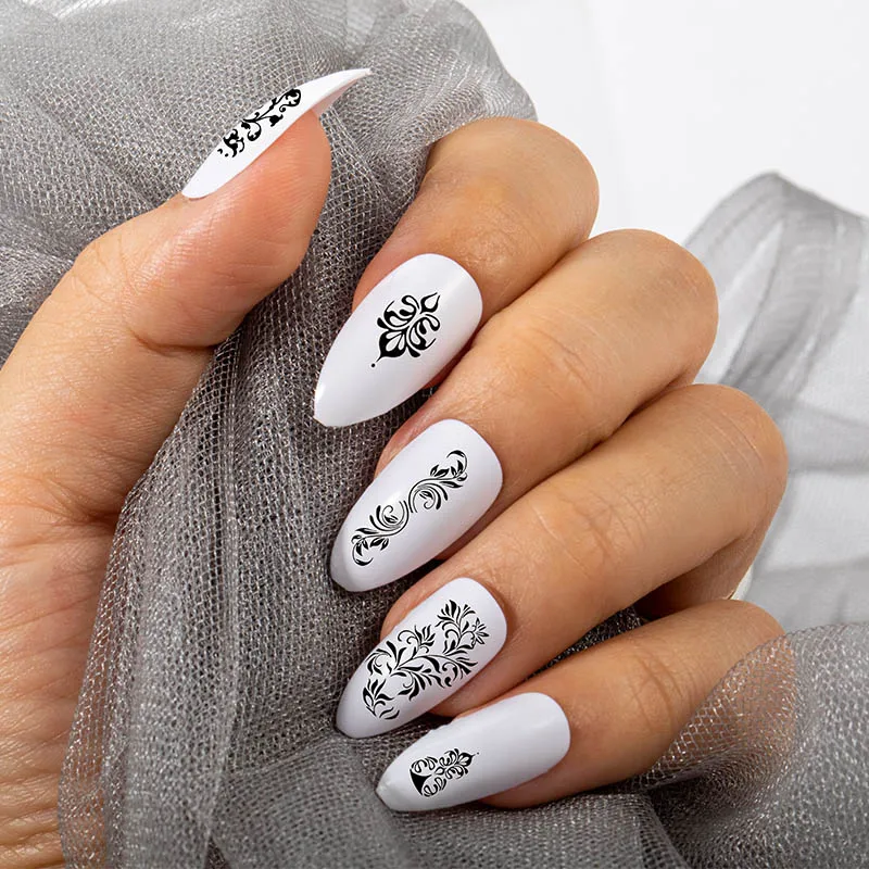 

AMGK3D Adhesive Black and White Flower Nail Sticker Geometric Nail Sticker DIY Design Nail Sticker