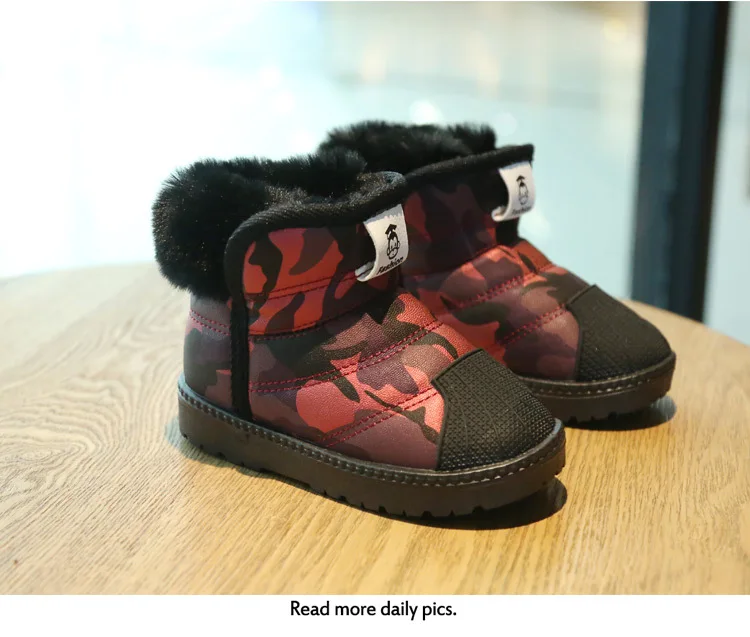 Зимние Детские зимние сапоги новая бархатная детская обувь хлопок нескользящие теплые короткие сапоги Водонепроницаемые камуфляжные сапоги для девочек