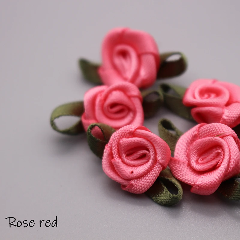 rose red 100 шт 2,5 см атласные ленты с розами, цветочные головки ручной работы, тканевые цветы для скрапбукинга, свадебные украшения - Цвет: rose red