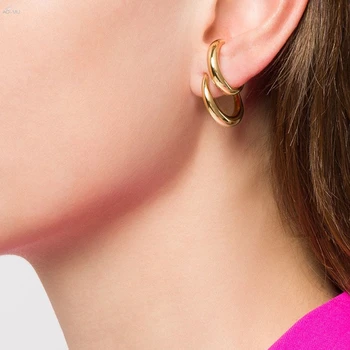 

AOMU 2019 New Fashion Gold Silver Color Double Circle Earrings Exaggeration Hook Geometric Twist Irregular Stud Earrings Jewelry