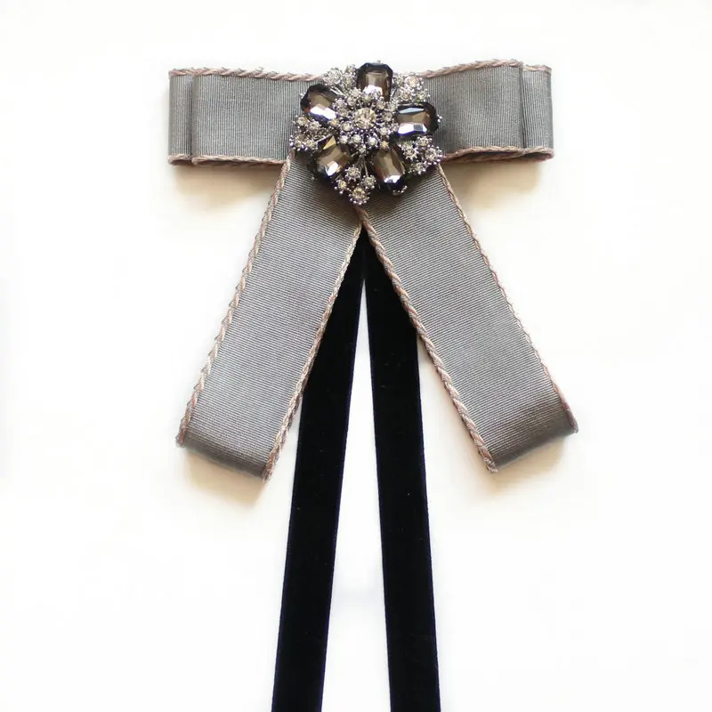 Handmade Bow Tie Элегантный Для женщин вырезом рубашка с воротником галстук-бабочка, горный хрусталь жемчужные бусины сплав Свадебная деловая вечеринка галстук-бабочка Форма бантом Accessoroies - Цвет: Handmade Bow Tie