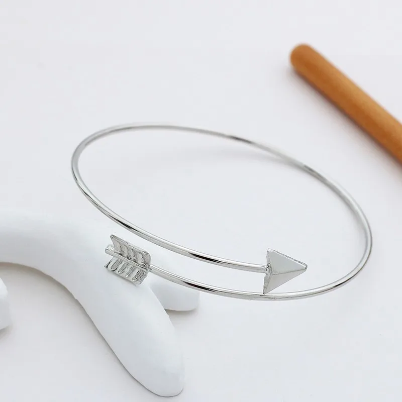Trendy-Simple-Arrow-Couple-Bracelet-Silver-Gold-Color-Triangle-Charm-Bracelets-For-Women-Open-Bangle-Jewelry