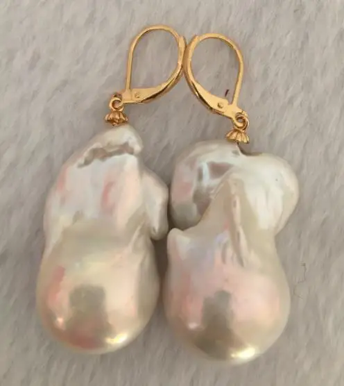 

free shipping charming a pair of natural south sea baroque whiter pearl earring