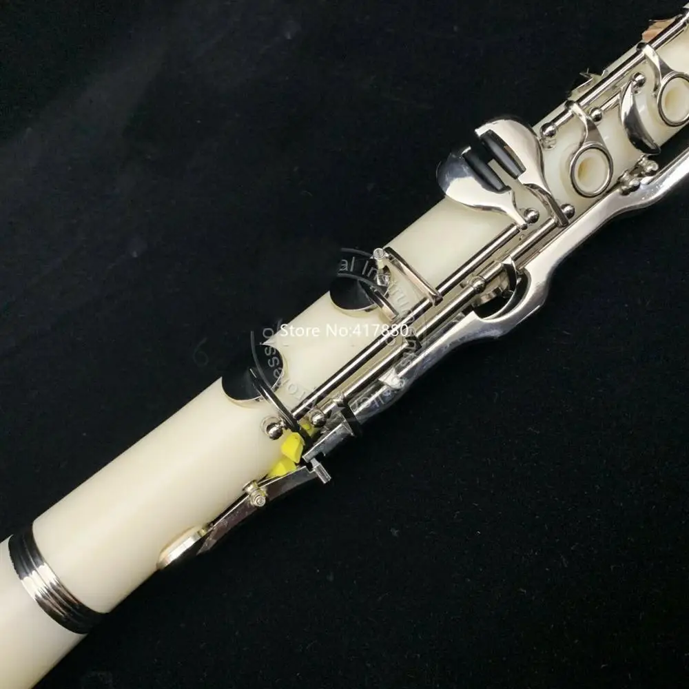 New First-class G key clarinet Bakelite Wood White silver-plated keys Good material and sound with Case