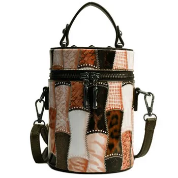 

Fashion Rivet Bucket Bag Ladies Shoulder Messenger Bag Ladies Evening Clutch Bag Bucket Bag Wallet Brown