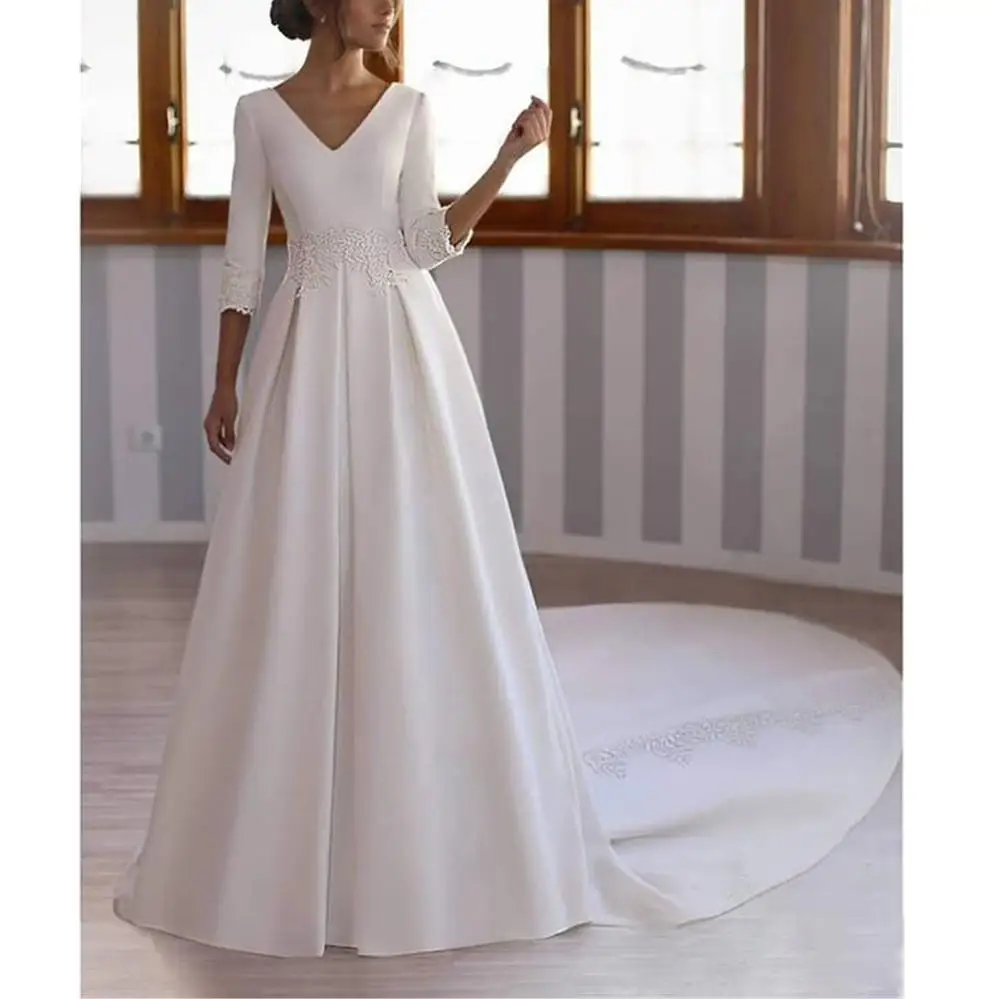 Glamorous White Satin Robe De Mariee 3/4 Mouwen V-hals Hof Train Backless Natuurlijke Taille A-lijn Applicaties Wedding Jurken