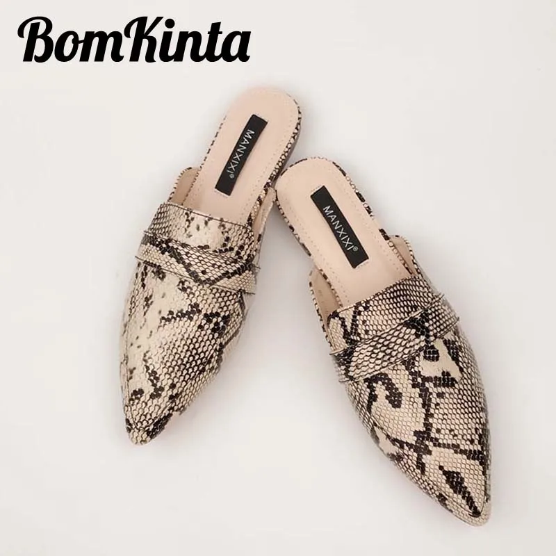 BomKinta/сезон весна-лето; тапочки из змеиной кожи на плоской подошве; женские слипоны; туфли без задника; обувь с леопардовым принтом и острым носком; женские босоножки