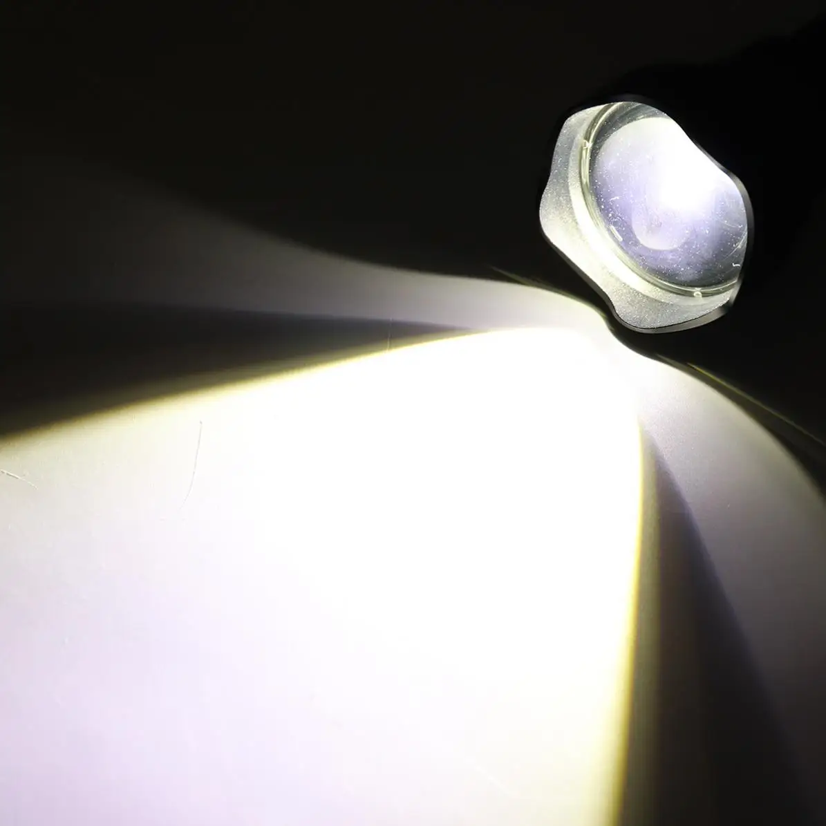 B158B Convex Lens Zoom Flashlight XM-L2 U4 LED Torch Hunting Light 900 Lumens Aluminum Flashlight