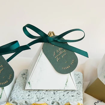 

Triangle Diamond Marbling Wedding Gift Boxes Paper Candy Boxes for Baby Shower Party Decoration Chocolate Gift Boxes Packaging