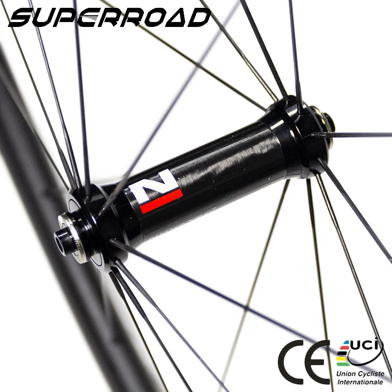 Best 700C 25mm Wide 30mm Deep Chinese Bicycle Novatec Carbon Wheels Clincher Tubeless 4