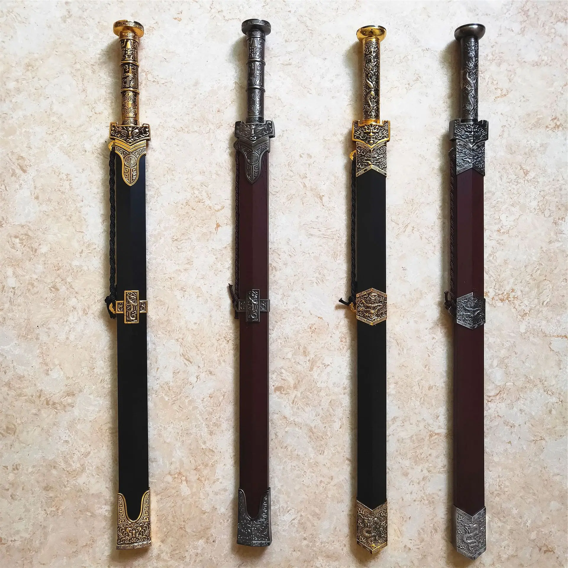 

Metal sword blade Ssangyong Han Jian family decorations are not edged