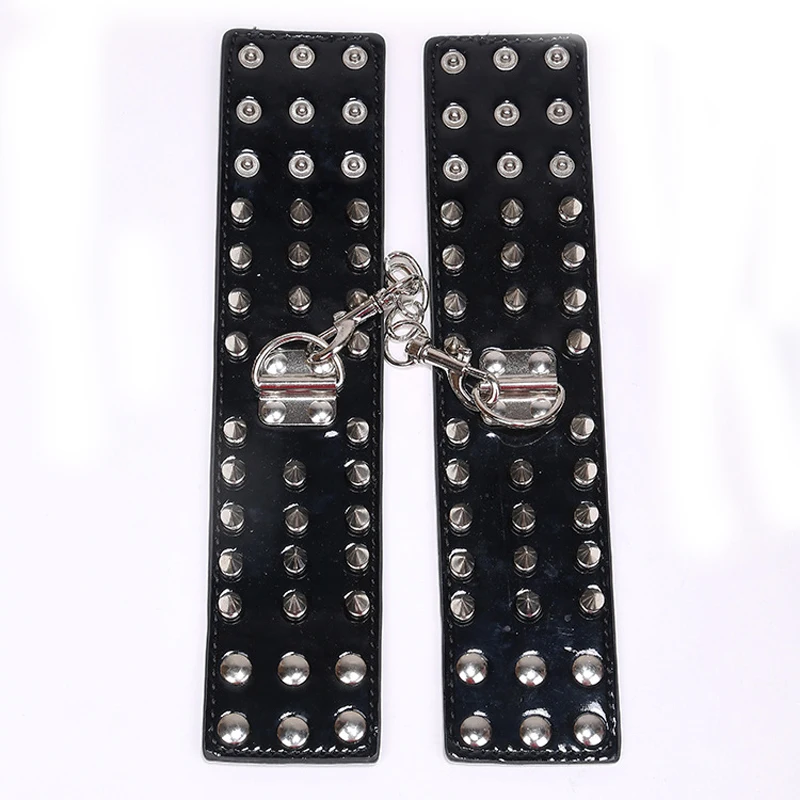 3451424925_2088218055