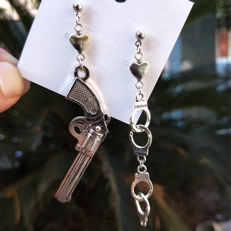Drop Earrings Creative Funny Ancient Silver Color Handcuffs Blade Gun Drop Earrings For Women Punk Simple Metal Style Gothic Jewelry