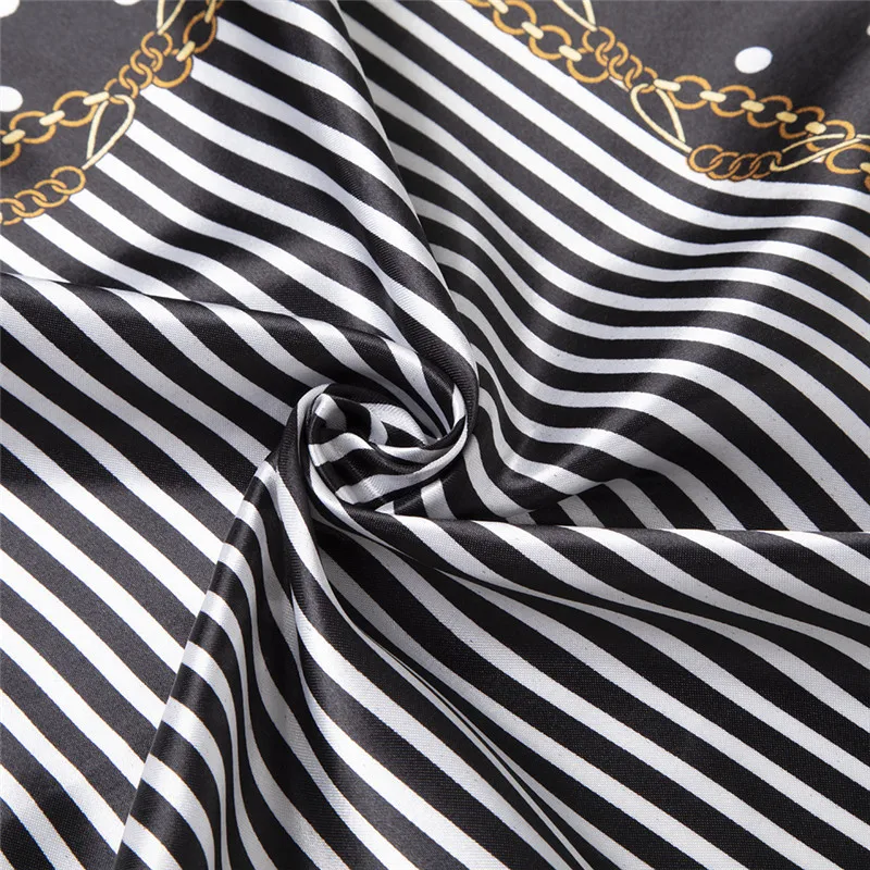 11542311544_1374376050