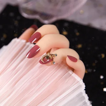 

24pcs Stars and Moon Wearable fake nails with glue Round Head Bean Paste Color Pendant Chain Natural Manicure Detachable Nails D