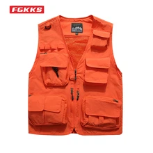 

FGKKS Men's Vest Multi-Pocket Thin Trend Mesh Breathable Detachable Waistcoat Outdoor Mountaineering Fishing Casual Vest Male
