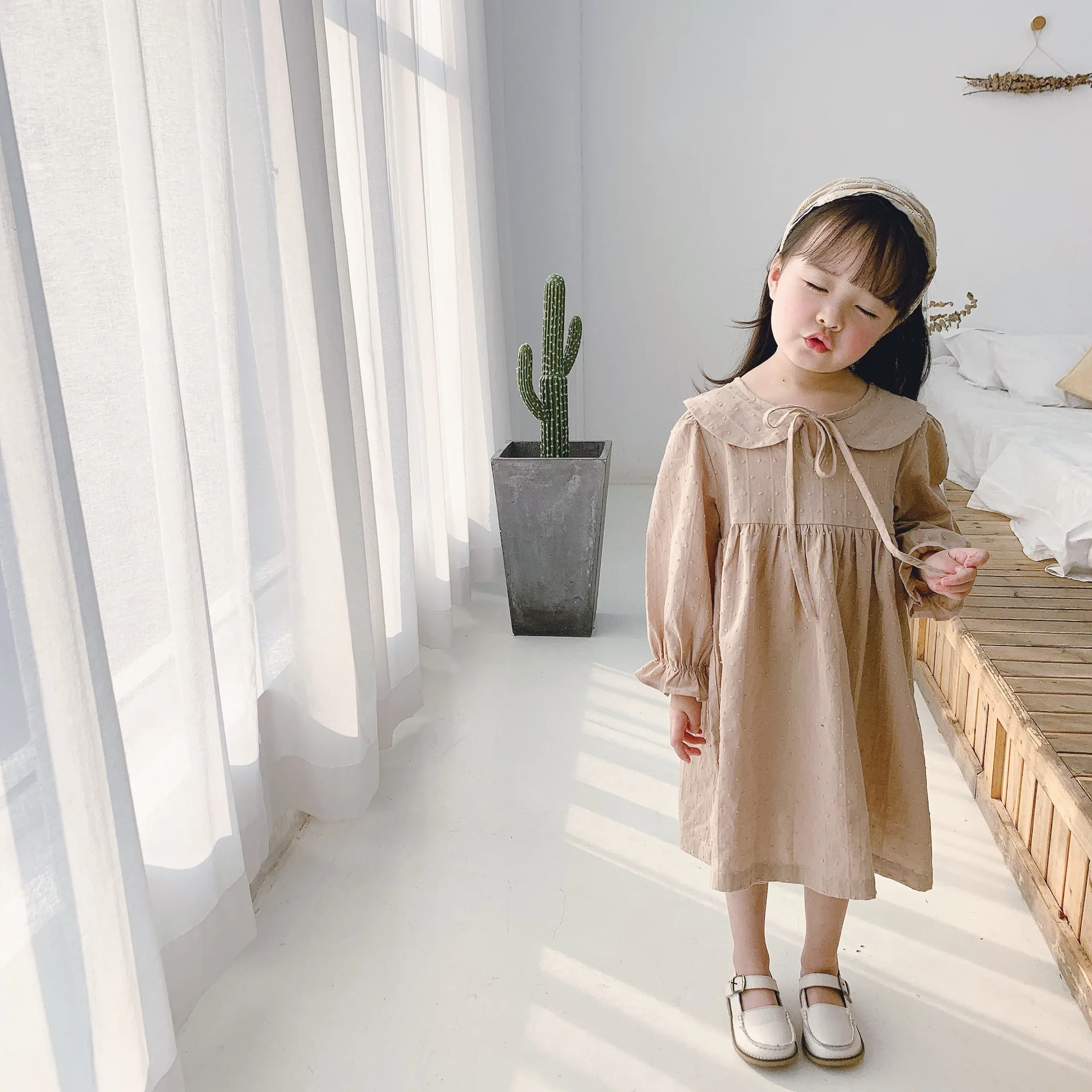 

2020 Fashion girls koreal style cute long sleeve dress Spring cotton little ball Ladylike long dresses