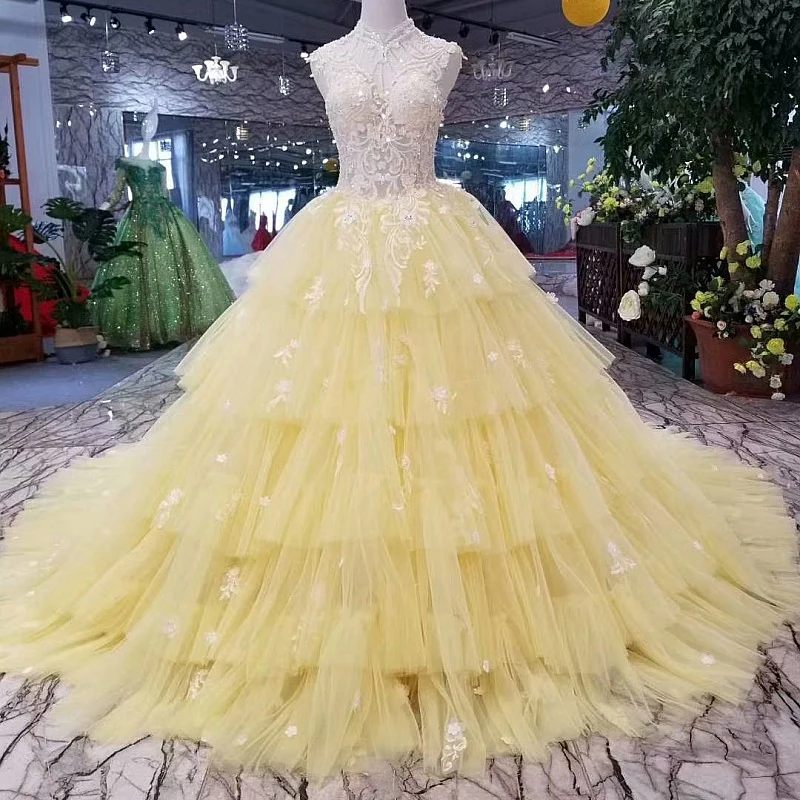 big yellow dress