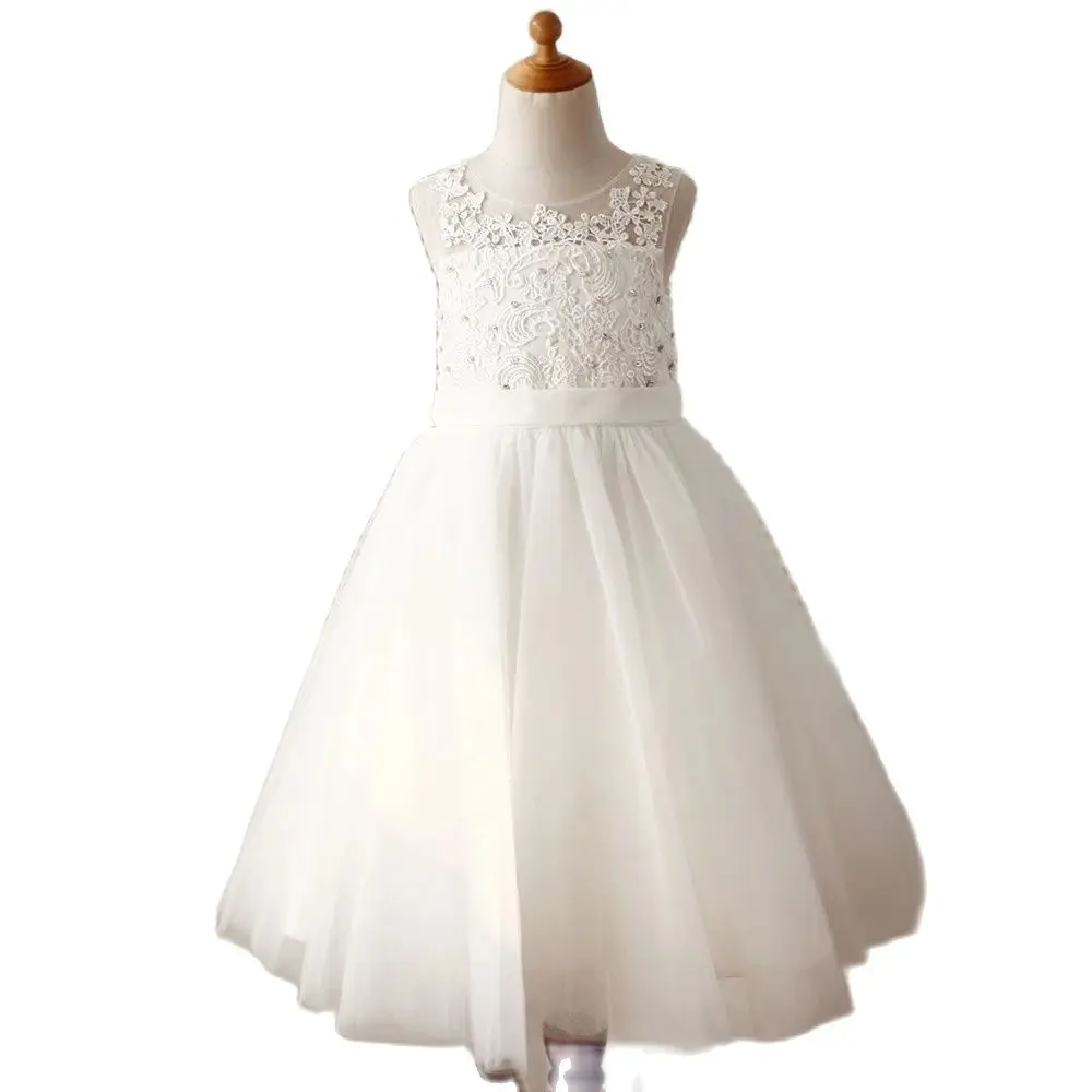 Gardenwed 2020 Detailed Lace Appliques Bodice Scoop Neck A line White Tulle Skirt long white dress for flower girls Gowns