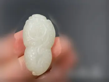 

Peanut pendant, Hetian jade pendant, Hetian jade peanut shape pendant, decoration 40*22mm