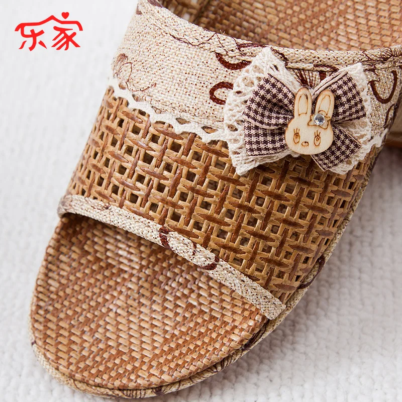

Bow Rattan Straw Mat Anti-slip Simple Men And Women Slipper Couples Sandals Cool Home Spring Summer