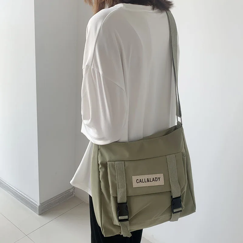 Fashion Classic Simple Messenger Bag Women's South Korea Chic Postman Bag Lady Student Nylon Waterproof Canvas Schoolbag
