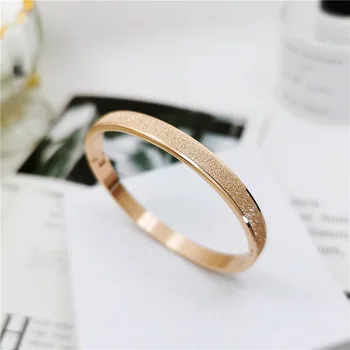 

Fashion delicate High quality Fashion Simple Scrub Stainless Steel Women Lovers Width 18K Rose Gold Color Gift For Girl Jewelry