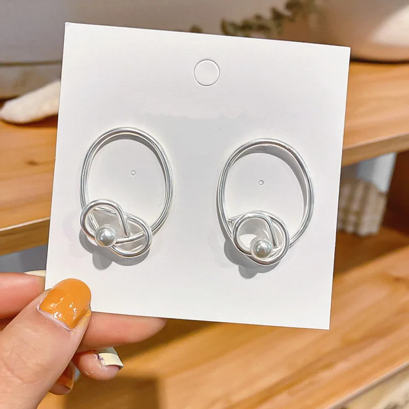 Black White Crystal Flower Stud Earrings For Women Trendy Jewelry 2019 New Simple Chic Ear Cuff All Match Birthday Gift | Украшения и