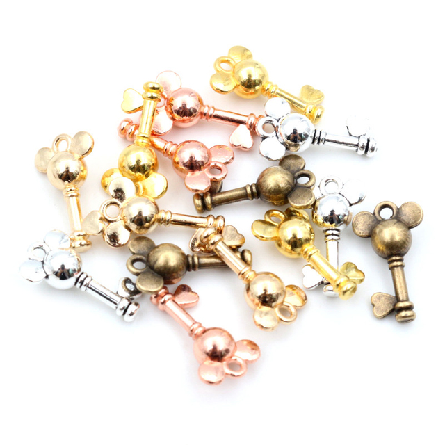 Charms Cute Most Key 19x12mm Antique Silver Plated Bronze Gold Pendant fit Vintage Tibetan Findings for Jewelry Making