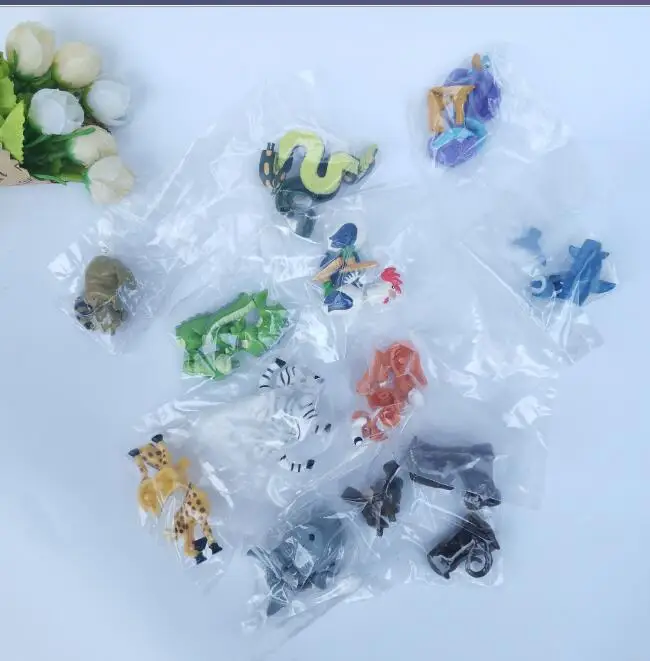 

50pcs 4 cm Lovely Cartoon Dragon Action Figure Movie Pvc Mini Models Multi color Monster dragon knight April du toy
