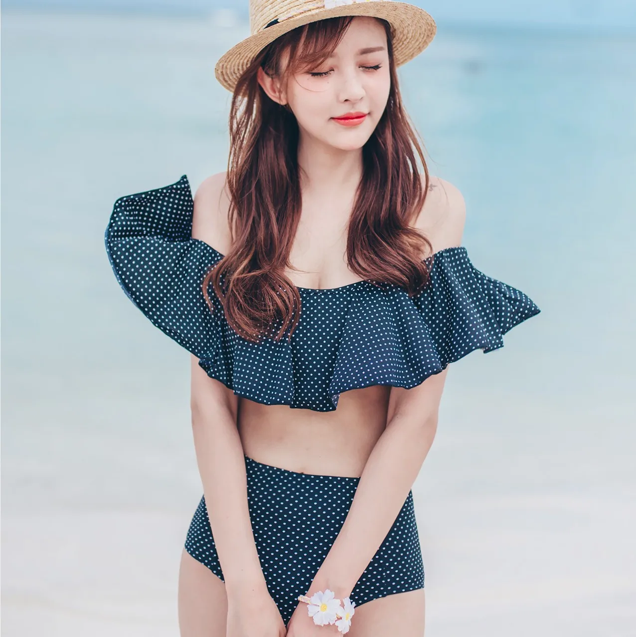 

2017 Korean Style Swimwear Split Type High-waisted Bikini off-Shoulder Flounced Push up Small Bust Underwire Beach Bathing Suit