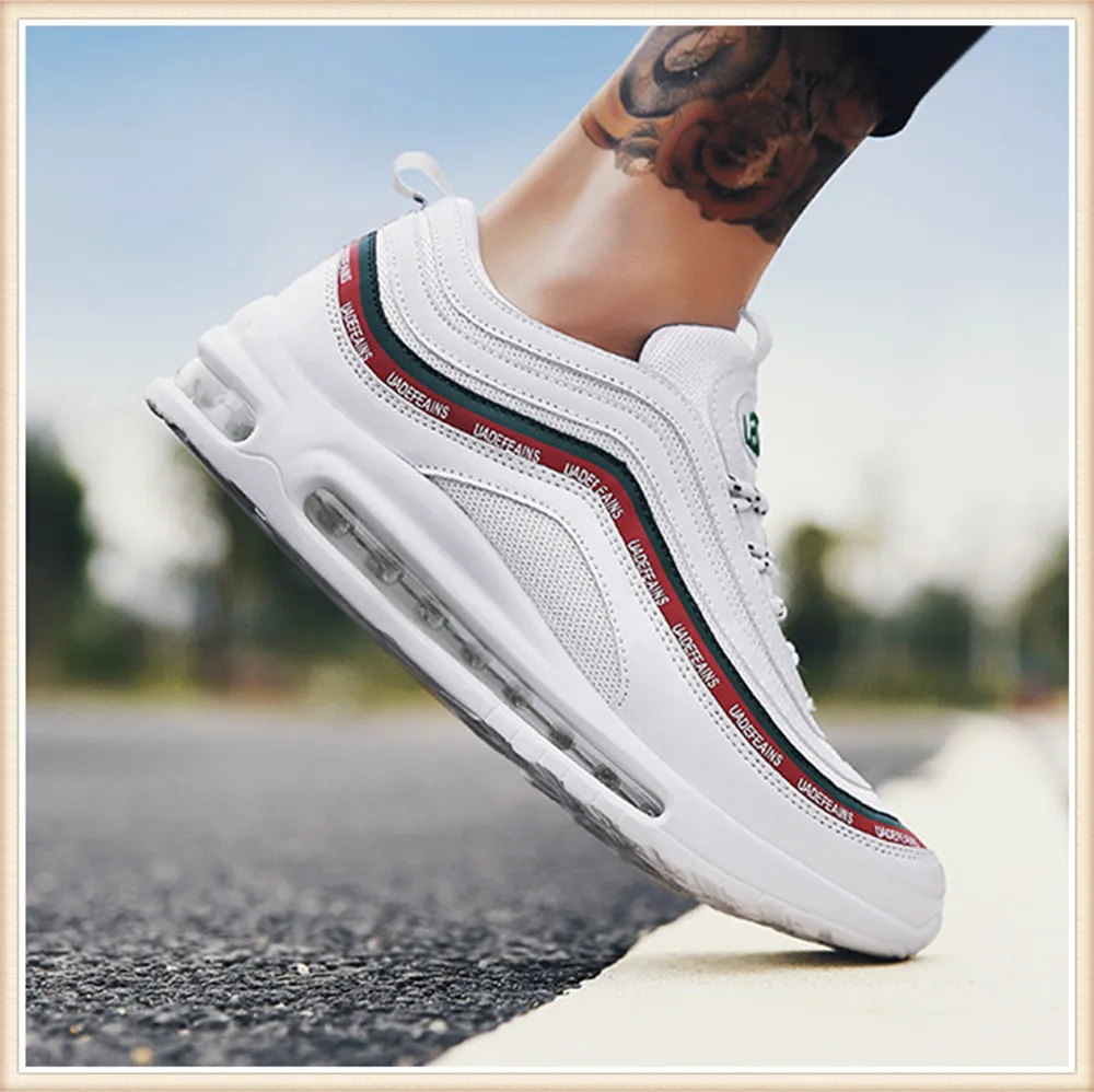 SNEAKER xq16