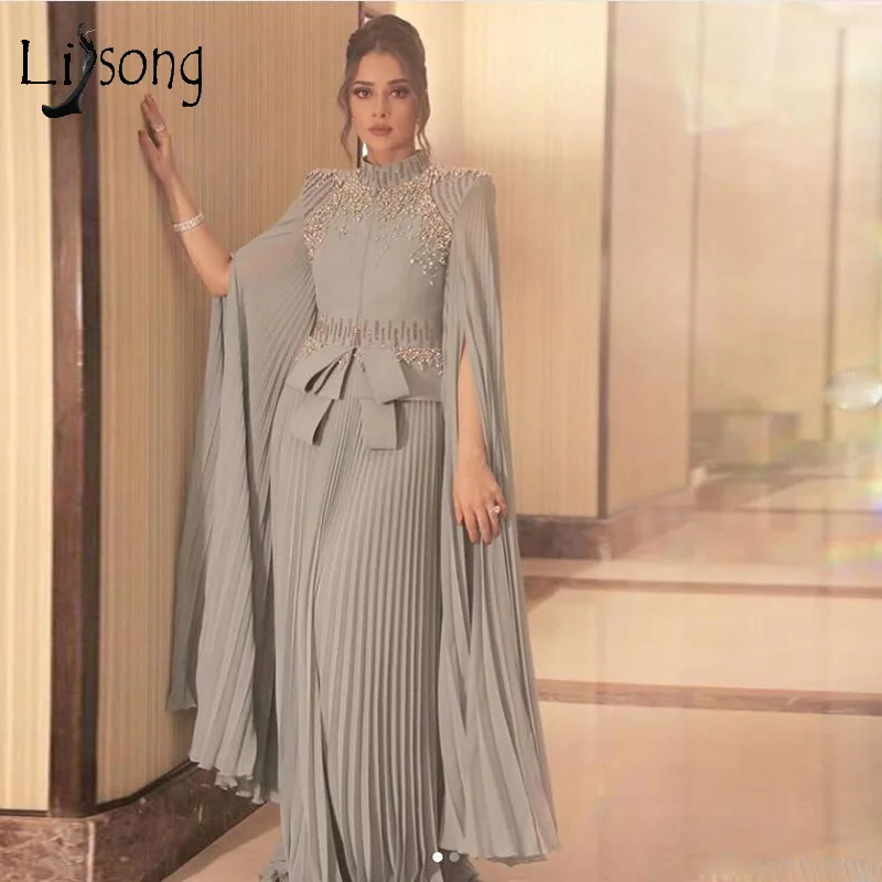 

Elegant Gray Chiffon Pleated Evening Dresses 2019 With Full Cloak Sleeves Pearled Muslim Prom Gowns Vestido De Festa Longo