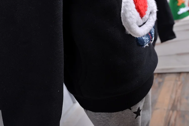 3529863568_1737356825