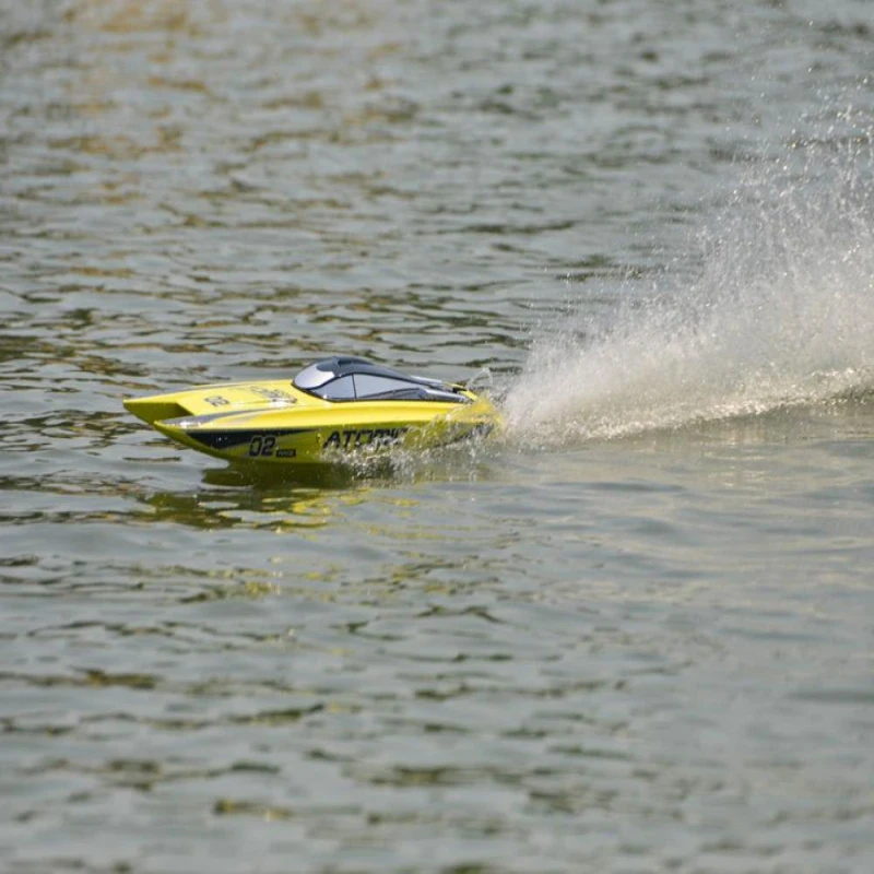 Радиоуправляемая лодка бесщеточный мотор с водяным охлаждением ESC Высокая водонепроницаемая система защита от низкого заряда батареи 50 км/ч+ высокоскоростная гоночная лодка