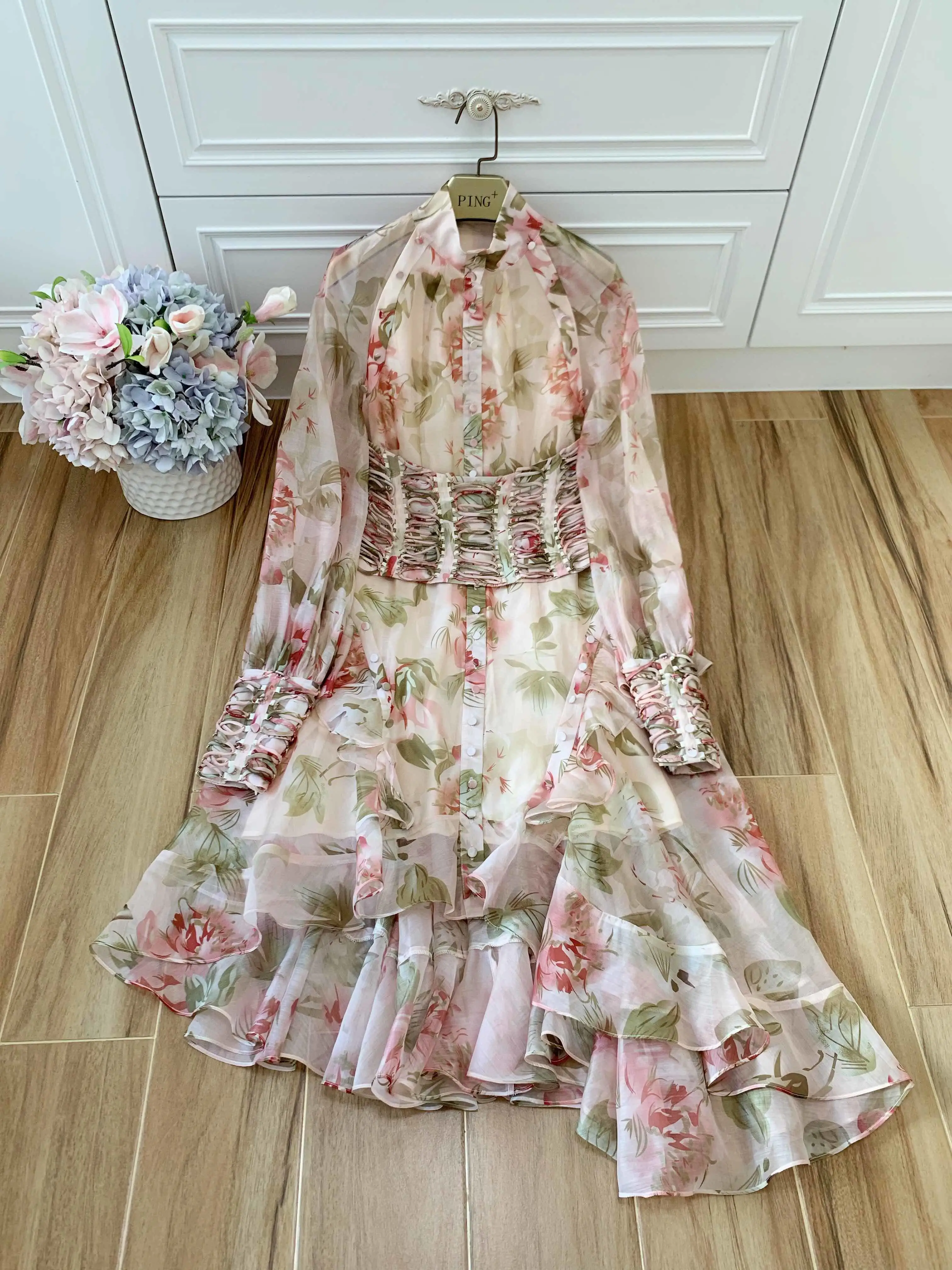 

2019 autumn temperament with waistband waistband lantern sleeves asymmetric ruffled stand collar dress 909