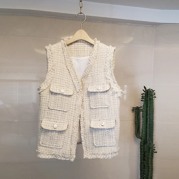 White Runway Autumn Winter small fragrance Tweed sleeveless women's jackets ladies V-Neck Pocket Button tassel coat - Color: White