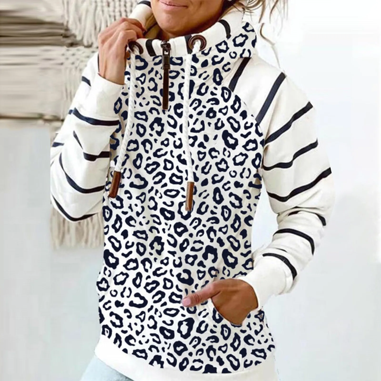 Women's Fashion Casual Sweatshirts Long Sleeve Strip Leopard Print Hooded Drawstring Zipper Pocket Sweatshirts Loose Top femme 1