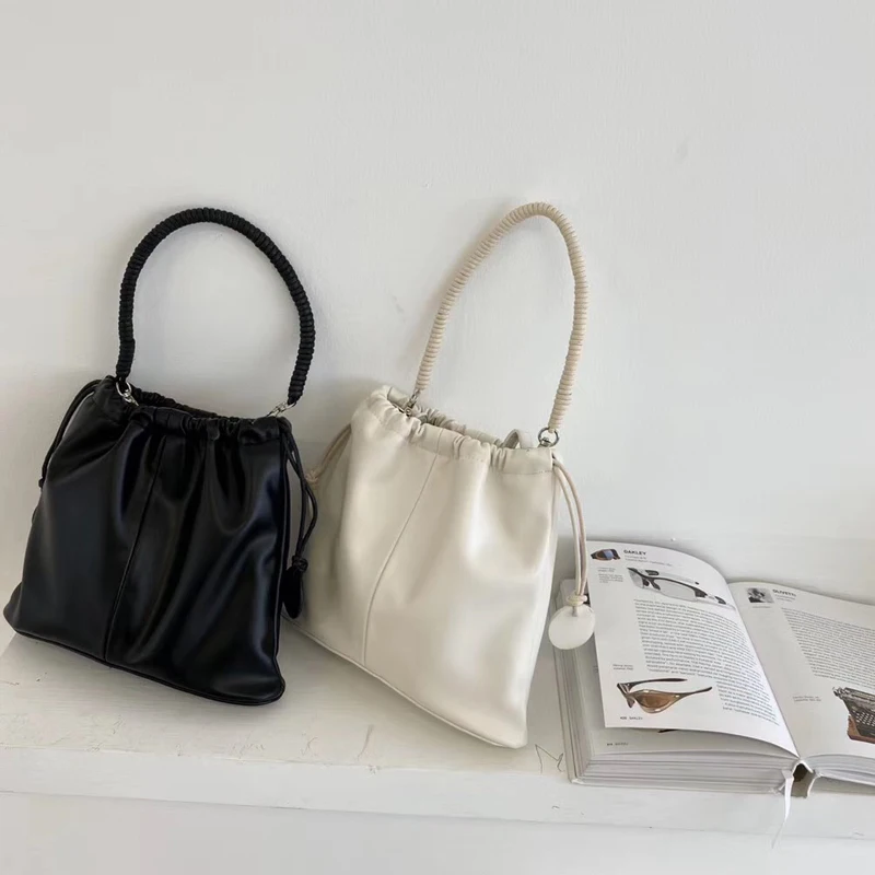 

2020 Small Women Knitted Top Handle Handbag Japan Style Female Shoulder Bag PU Leather Lady Crossbody Bag Drawstring Bucket Bag