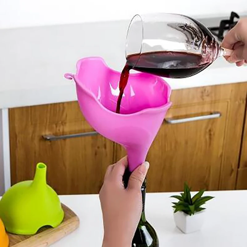 Creative Anti-spill Elephant Plastic Slip On Pour Soup Spout Funnel For Pots Pans And Bowls And Jars Kitchen Tool