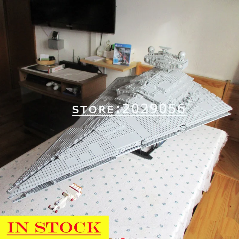 

75252 In Stock The Imperial Star Destroyer Star Movie Wars Series UCS 5278PCS Model Building Blocks Toys Compatible 81098 05027