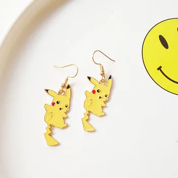 

TAKARA TOMY Pokemon Pikachu earrings necklace decoration cute cartoon cute girl heart birthday gift valentines day gift crafts