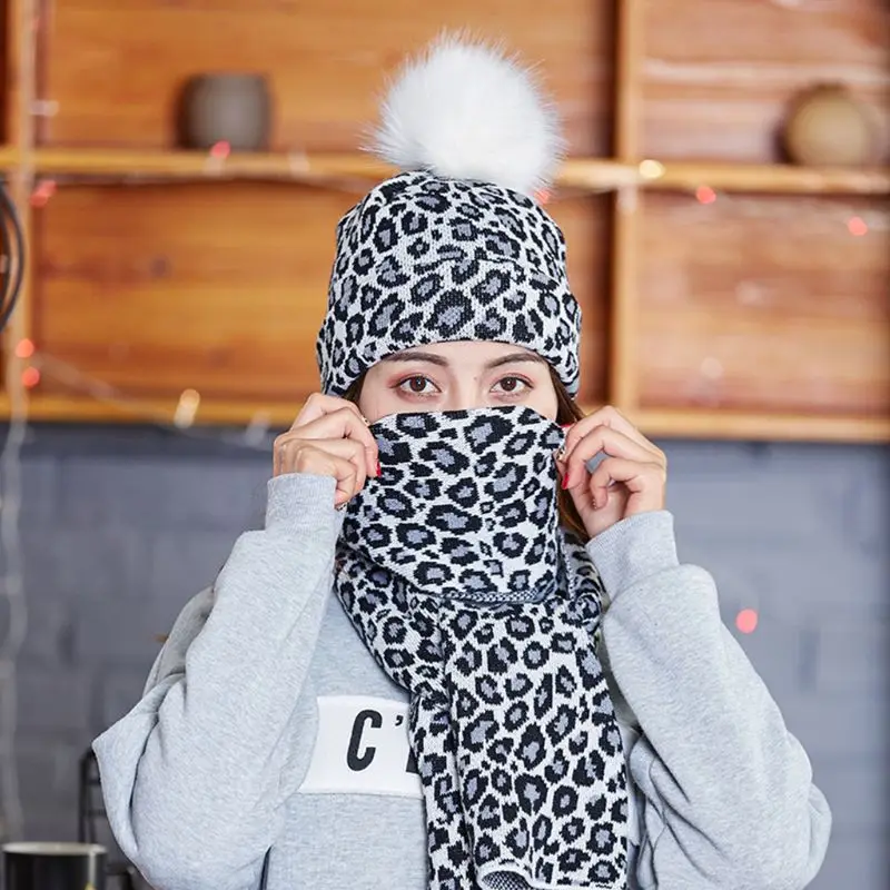 Женский шарф шапка комплект из 2 предметов вязаная с манжетой и леопардовым