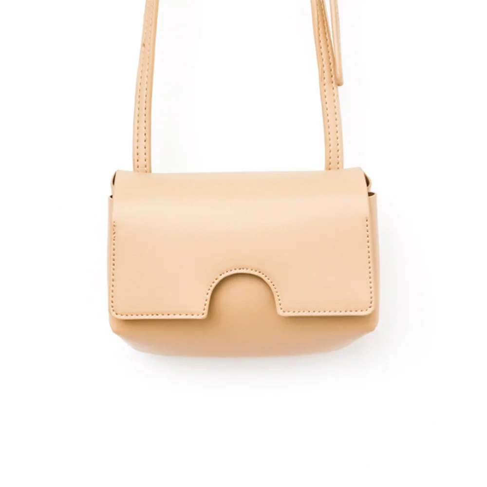 

2019 new models Small flap Single Shoulder Skew Pack Solid colors