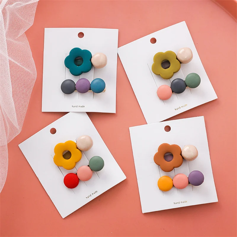 

INS New Sweet Baby Girls Colorful Wood Flower Scrub Beads Hairpins Set Safe Duckbill Clip Out Door Spring Travel Hair Accesories