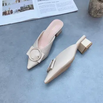 

Med Cover Toe Slippers Casual Rivet Square heel Shoes Woman 2020 Loafers Slipers Women Female Mule Luxury Block New Pointed