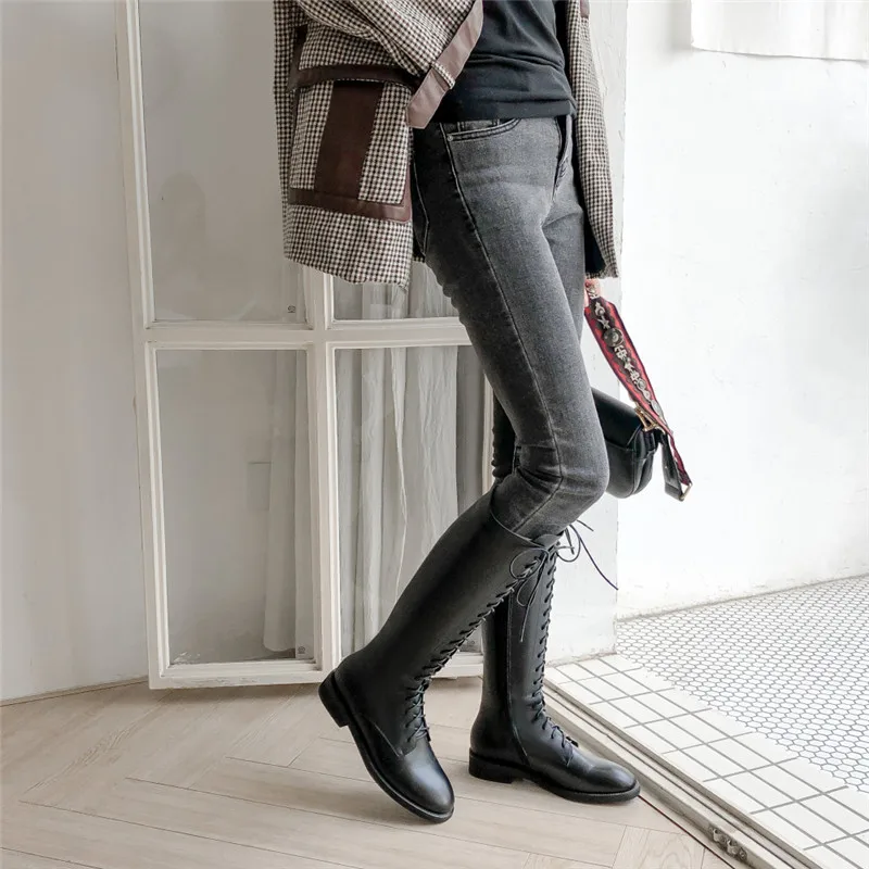 FEDONAS женские сапоги до колена из натуральной кожи; зимние брендовые сапоги для верховой езды; Классическая обувь; женские высокие сапоги с круглым носком и боковой молнией